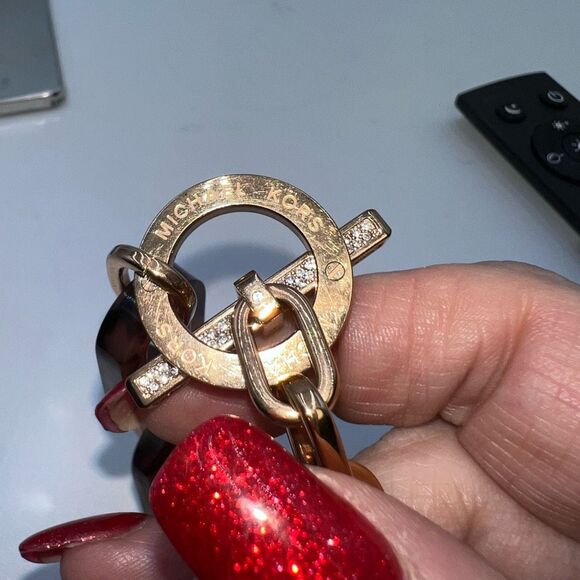 Michael Kors Tortoise Shell Large Link Crystal Rose Gold Toggle Bracelet - Picture 3 of 7